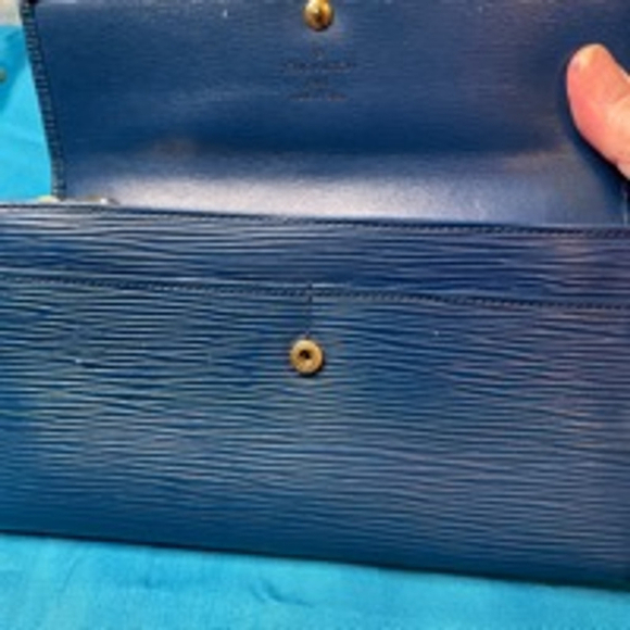 Louis Vuitton Epi Leather Wallet Royal Blue EUC Blue Beauty - Picture 5 of 12